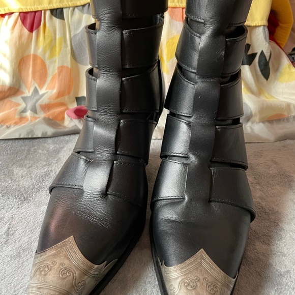 71/2 Free people ,Elegant Black Leather Women's Boots - Picture 10 of 17